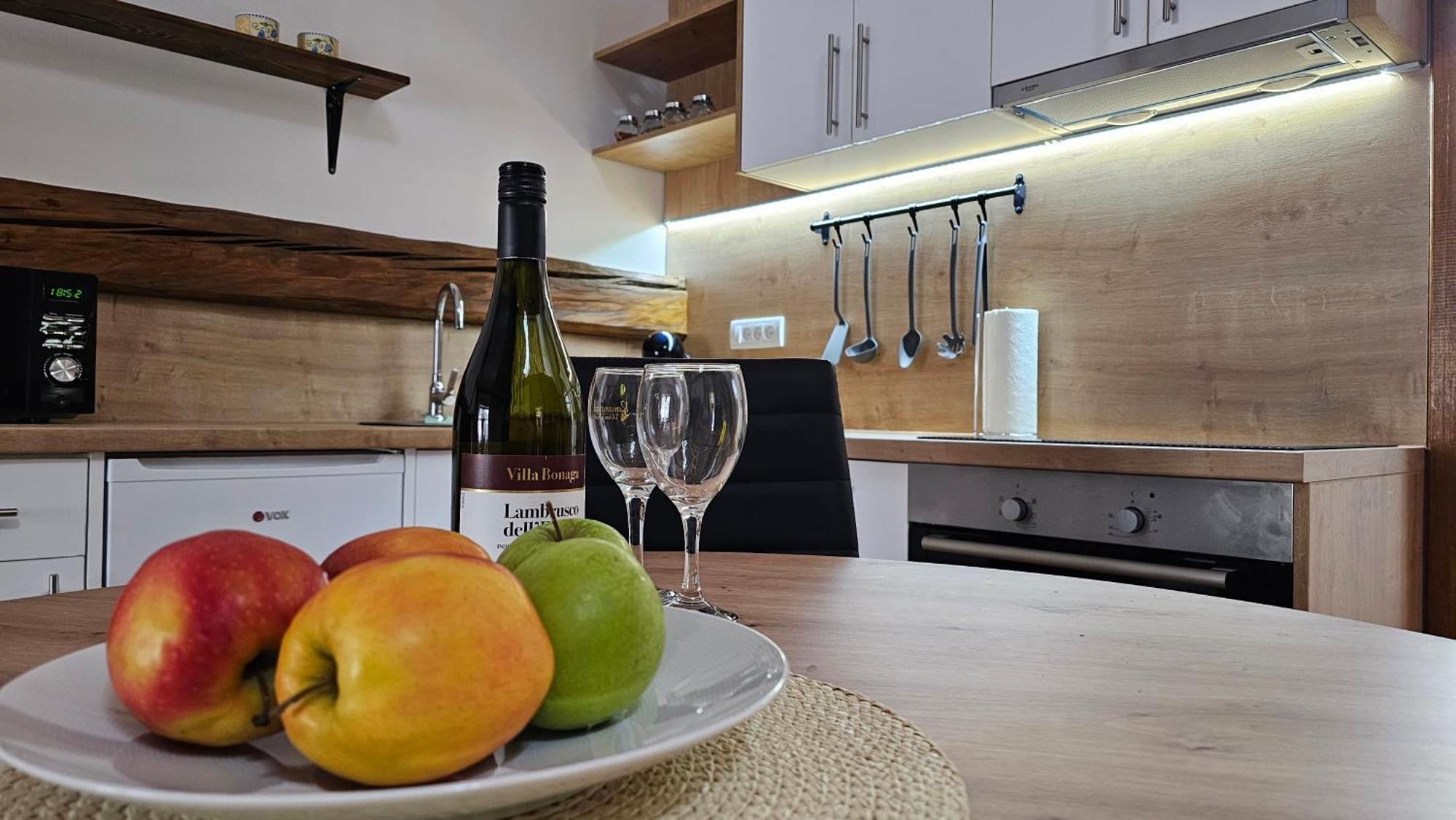 Apartments Beck - Super Central Сомбор Экстерьер фото